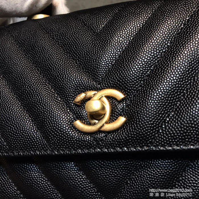 CHANEL香奈兒 独家背景实拍 球纹手柄 Chanel cocohandle 專櫃对版货 小球纹原厂牛皮 時尚百搭 手提肩背斜挎包  Cco1108